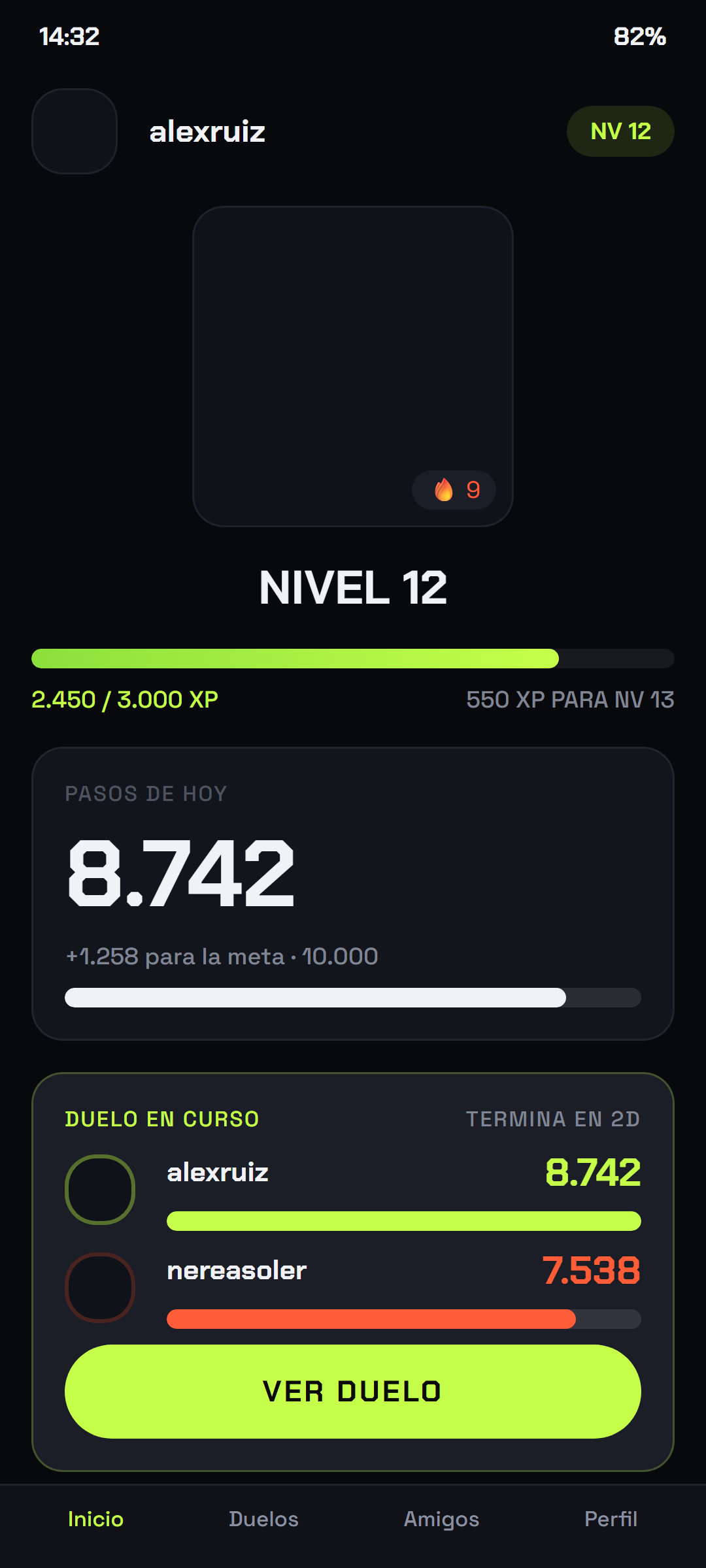 Pantalla principal de Pateo: 8.742 pasos de hoy, nivel 12 y un duelo en curso contra nereasoler